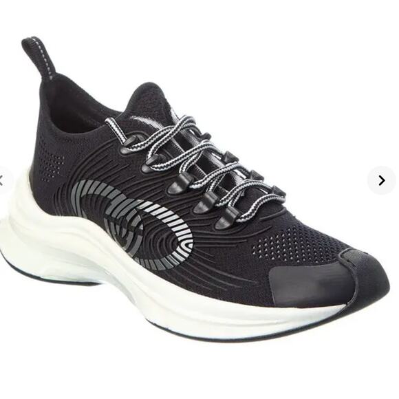 Gucci Run Sneaker Black White Technical Knit Fabric Womens 38.5 - Picture 1 of 9